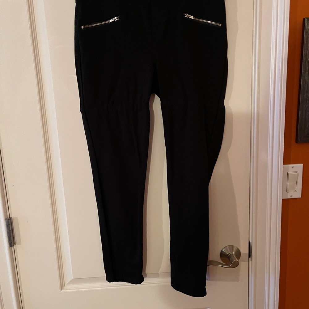 New York & Co black ponte pull on pants